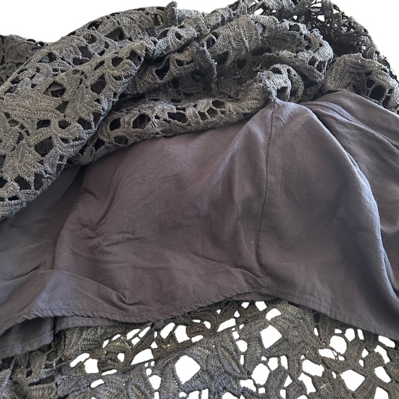 ASTR the label Womens Women's Sleeveless Lace Fit & Flare Midi Dress - Picture 10 of 16